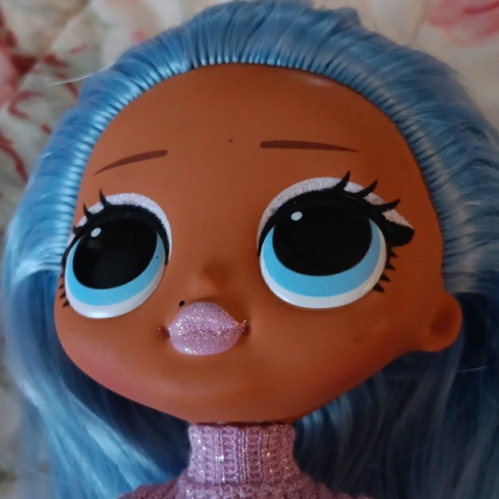 Lol Doll  - Picture 2 of 4